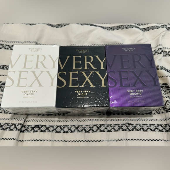 Victoria Secret- very sexy fragrance bundle
